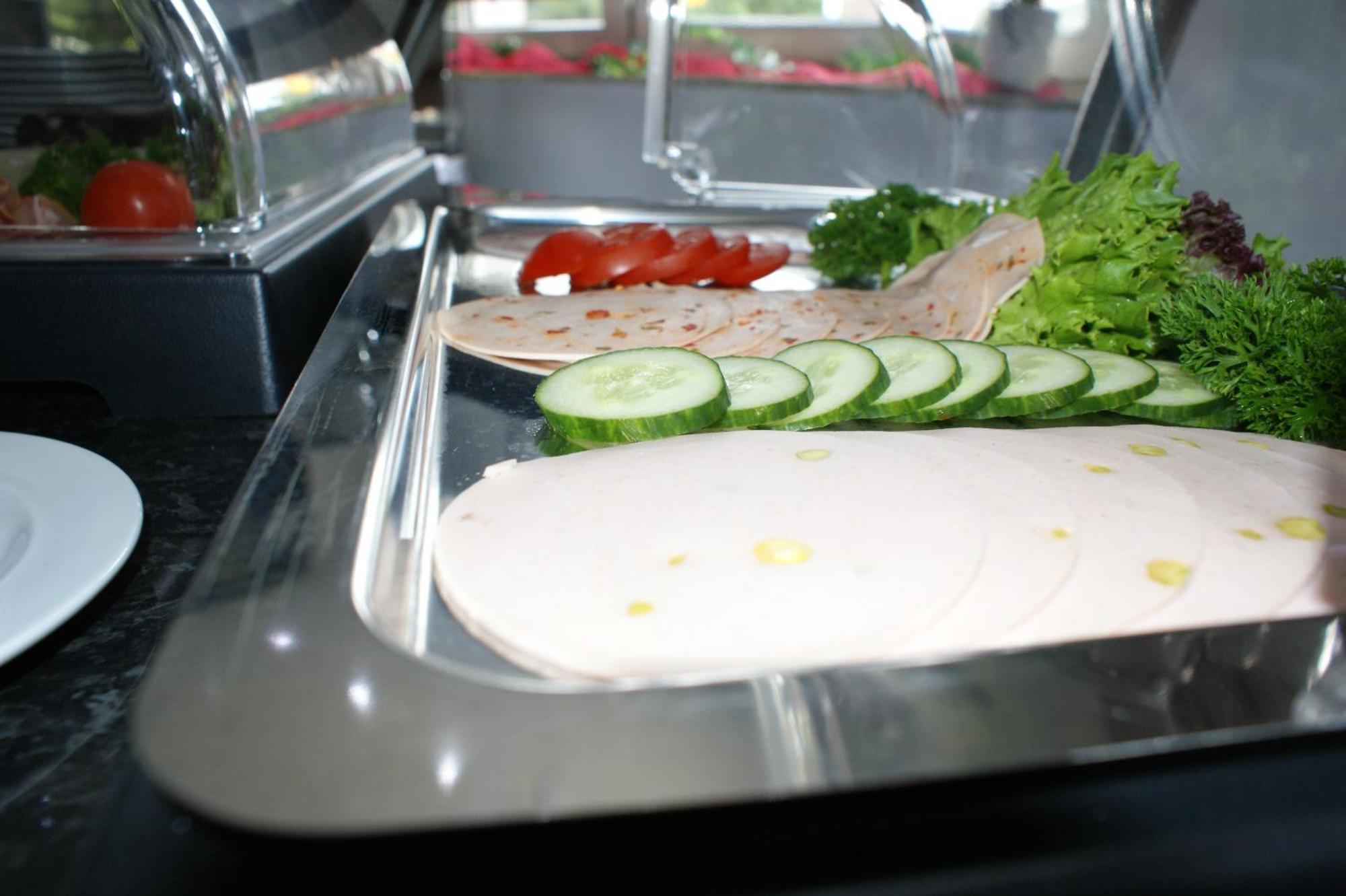 Hotel Am Rosenplatz,24 Stunden Check In, Kostenfreie Parkplaetze Brechtorf Rum bild